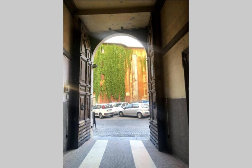 Maison " Pantheon View " In Front Of Pantheon Apartment Рим Екстериор снимка